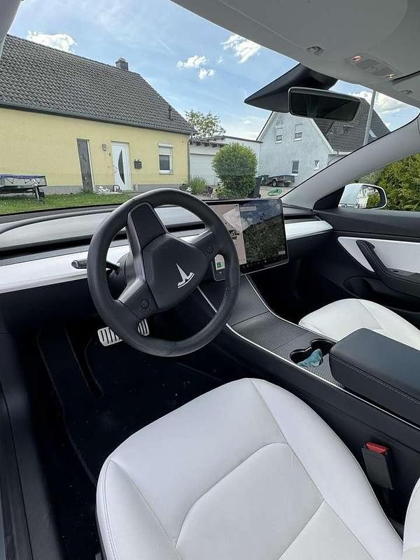 Gebraucht Tesla Model 3 377 kW (513 PS) 2019 Limousine