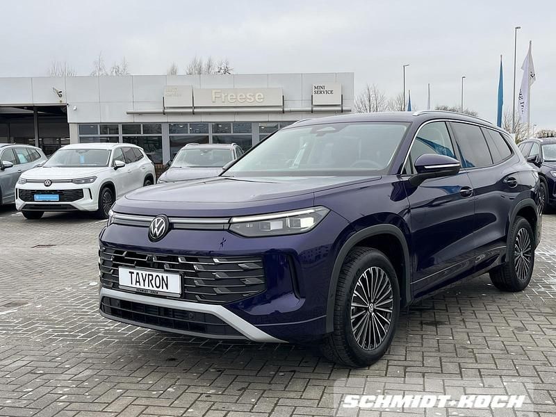 Neu VW Tayron Elegance 150 PS (110 kW) 2026 Ultramarinblau (blau) SUV