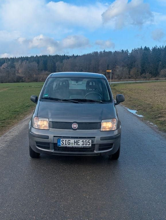 Gebraucht Fiat Panda 69 PS (50 kW) 2012 Grau Kleinwagen