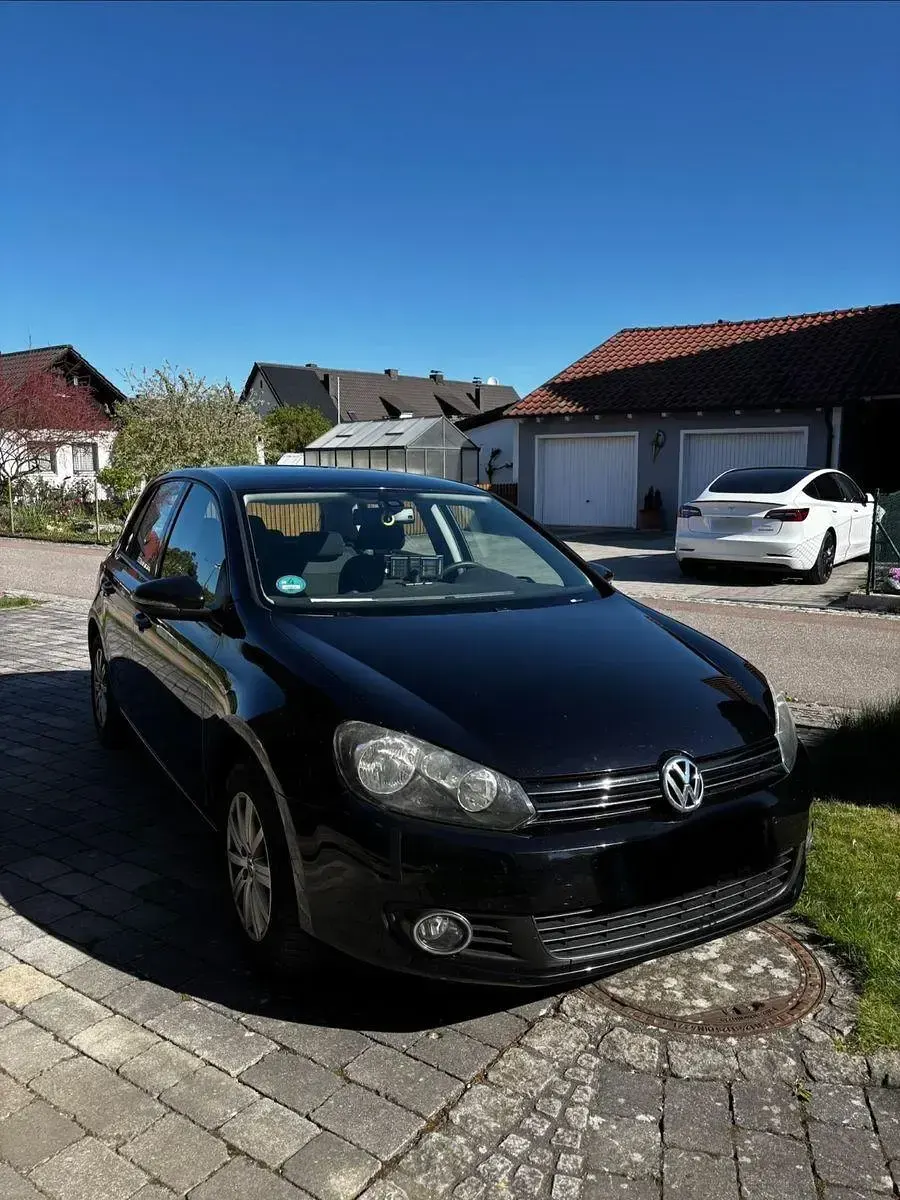 Gebraucht VW Golf VII Move 105 PS (77 kW) 2012 Schwarz Limousine