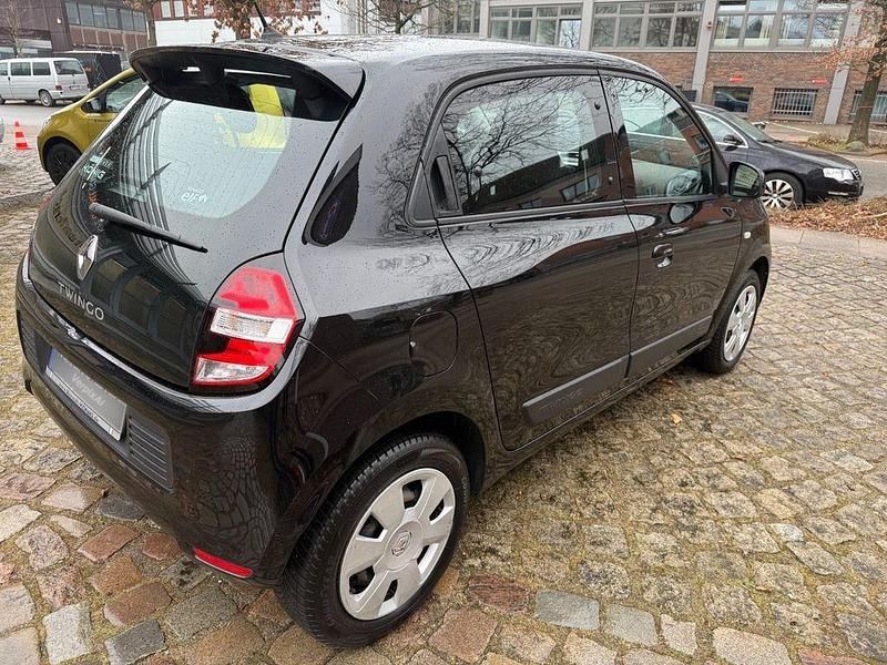 Używany Renault Twingo Experience 69 KM (50 kW) 2016 Czarny Hatchback