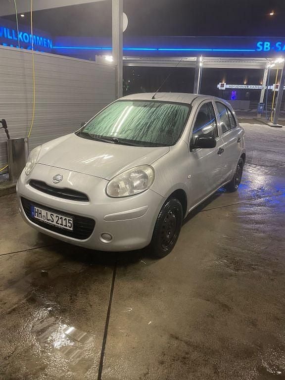 Silber Gebraucht 2011 Nissan Micra Limousine | 3.200 € (Fairer Preis) - Bild 1/4
