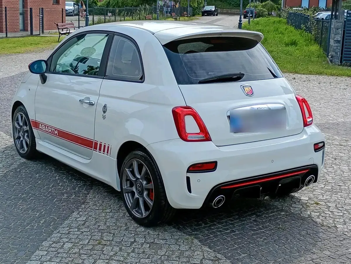 Gebraucht Abarth 595 145 PS (106 kW) 2020 Weiß Kleinwagen