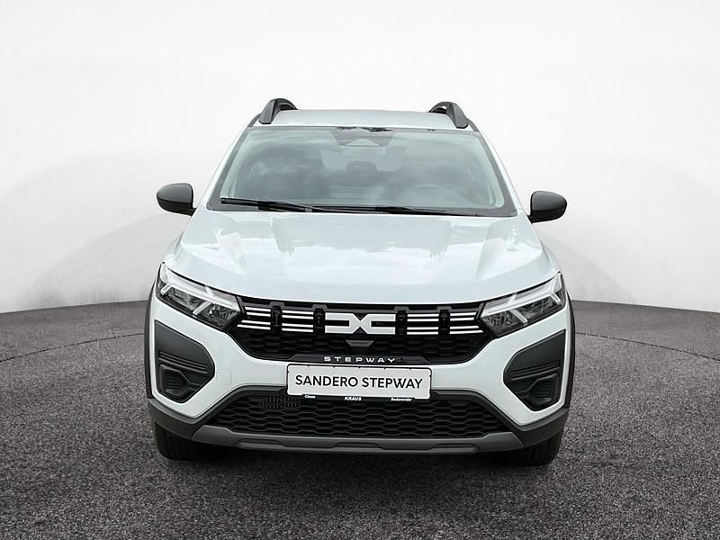 Neu Dacia Sandero Essentiel 122 PS (89 kW) 2026 Arktisweiß Kleinwagen