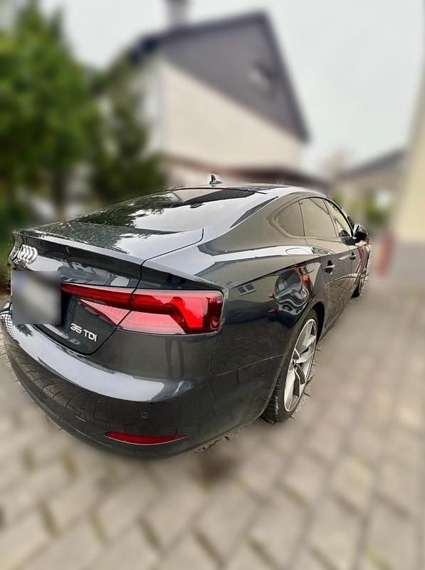 Gebraucht Audi A5 Design 150 PS (110 kW) 2019 Grau Coupé