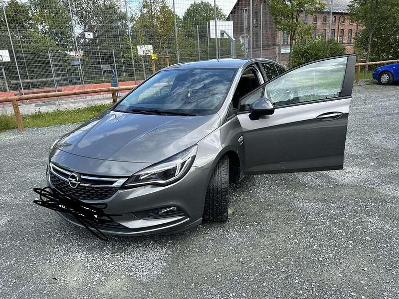Gebraucht 2018 Opel Astra Active Limousine | 10.650 € (Superpreis) - Bild 1/4