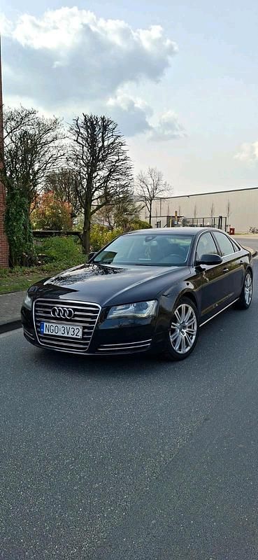 Gebraucht Audi A8 351 PS (258 kW) 2010 Schwarz Limousine