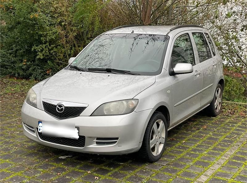 Gebraucht Mazda 2 Active 80 PS (58 kW) 2004 Silber Kleinwagen