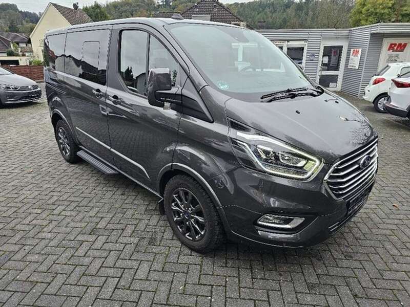 Grau Gebraucht 2023 Ford Transit Custom Titanium X Van / Kleinbus | 44.500 € (Fairer Preis) - Bild 1/3