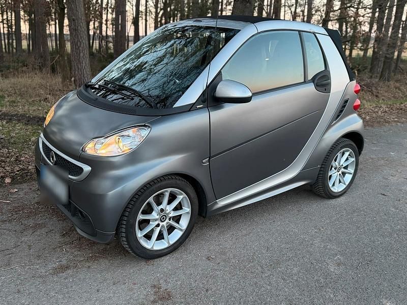Gebraucht Smart ForTwo Cabrio 62 PS (45 kW) 2012 Braun Cabrio