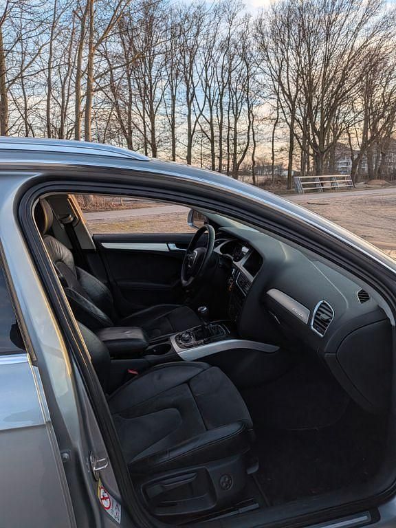 Gebraucht Audi A4 Sport 211 PS (155 kW) 2009 Silber Limousine