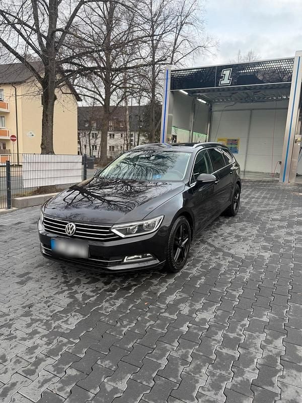 Gebraucht VW Passat 150 PS (110 kW) 2019 Schwarz Kombi