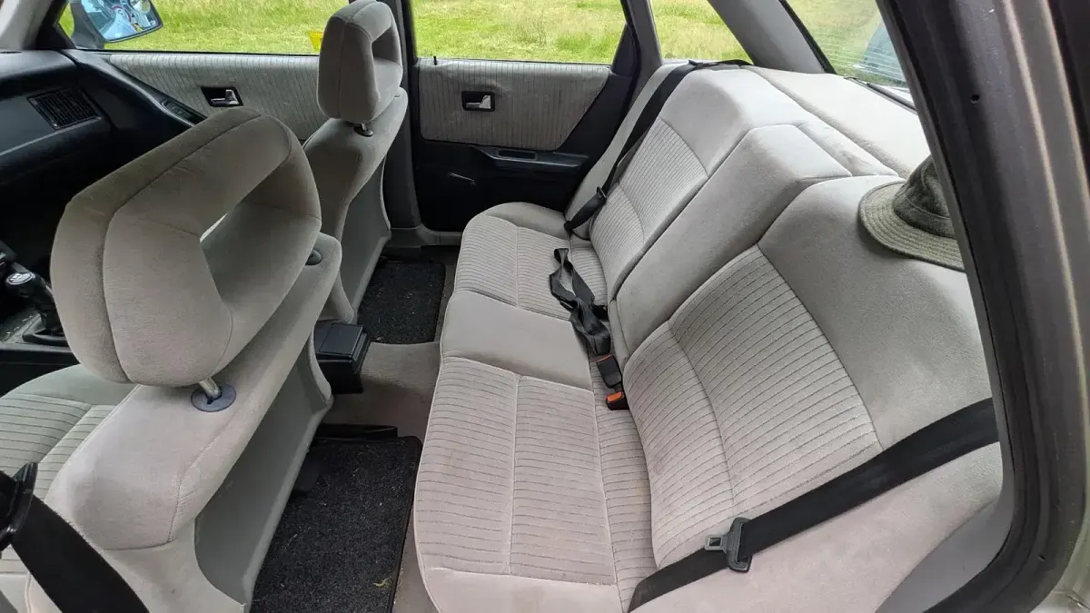 Gebraucht Audi 80 115 PS (84 kW) 1992 Silber Limousine