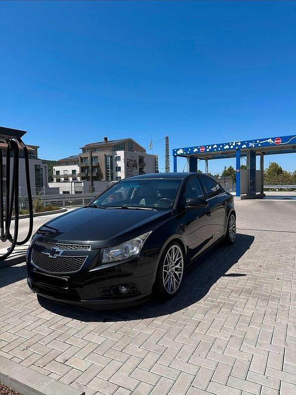 Schwarz Gebraucht 2011 Chevrolet Cruze LT Limousine | 6.000 € (Teuer) - Bild 1/4
