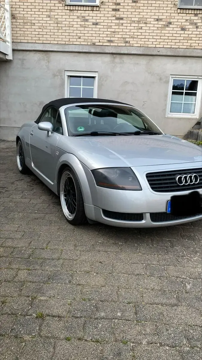 Second-hand Audi TT 150 CP (110 kW) 2001 Argintiu Coupe