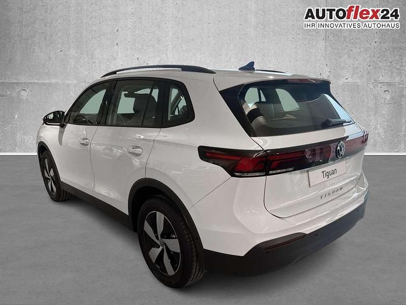 Neu VW Tiguan Life 150 PS (110 kW) 2026 Wählbar SUV