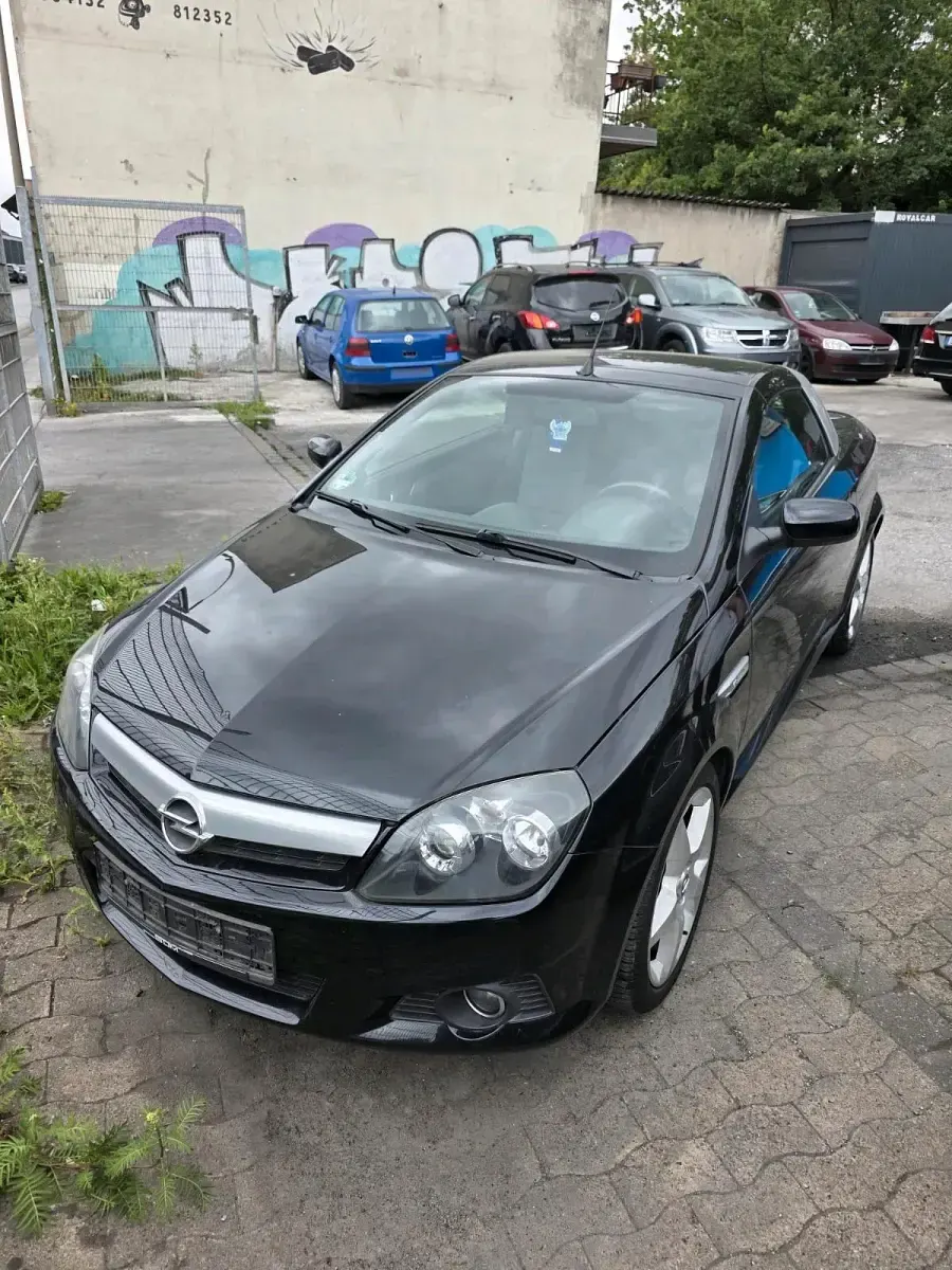 Gebraucht Opel Tigra 90 PS (66 kW) 2005 Schwarz Cabrio