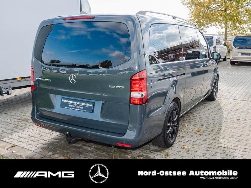 Gebraucht Mercedes Vito 190 PS (139 kW) 2019 Schwarzgrau Van