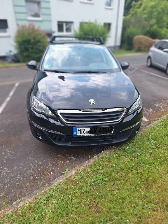 Schwarz Gebraucht 2016 Peugeot 308 Active Kombi | 6.990 € (Guter Preis) - Bild 1/4