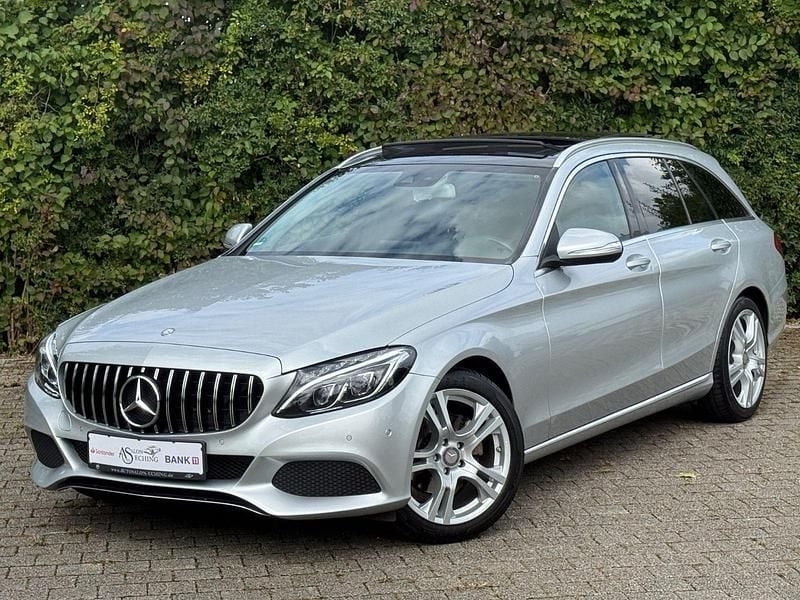 Silber Gebraucht 2015 Mercedes C200 AMG Kombi | 15.980 € (Superpreis) - Bild 1/4