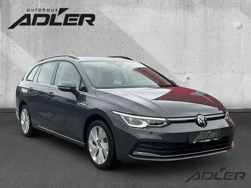 Gebraucht VW Golf VIII Style 131 PS (96 kW) 2022 Grau Kombi