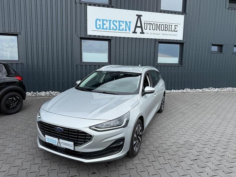 Silber Gebraucht 2023 Ford Focus Titanium Limousine | 17.990 € (Guter Preis) - Bild 1/4