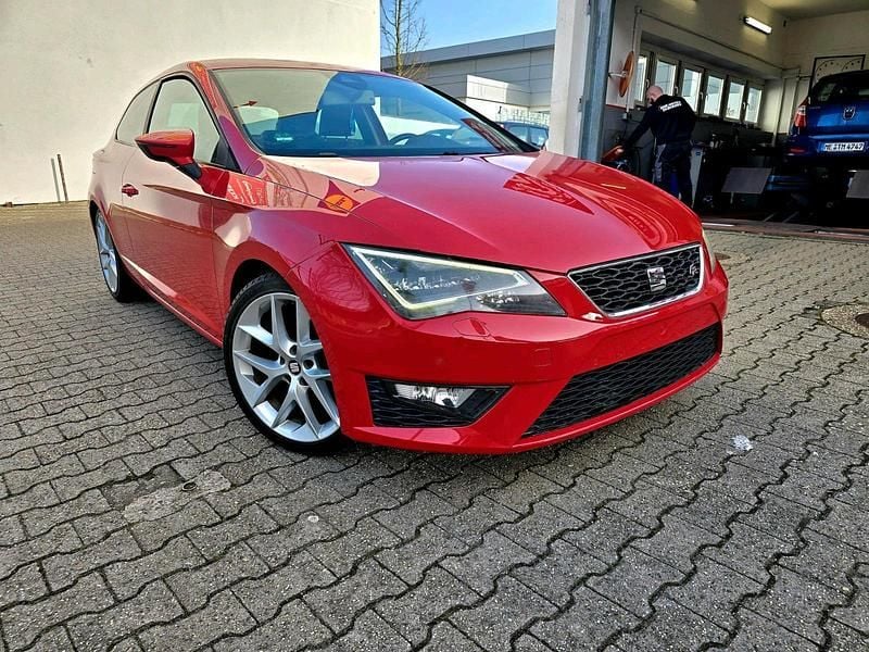 Gebraucht Seat Leon FR 179 PS (131 kW) 2013 Rot Limousine