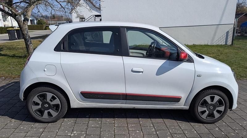 Gebraucht Renault Twingo SE 69 PS (50 kW) 2017 Weiß Kleinwagen