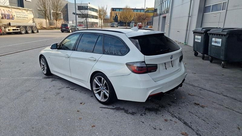 Gebraucht BMW 325 Shadowline 218 PS (160 kW) 2014 Weiß Kombi
