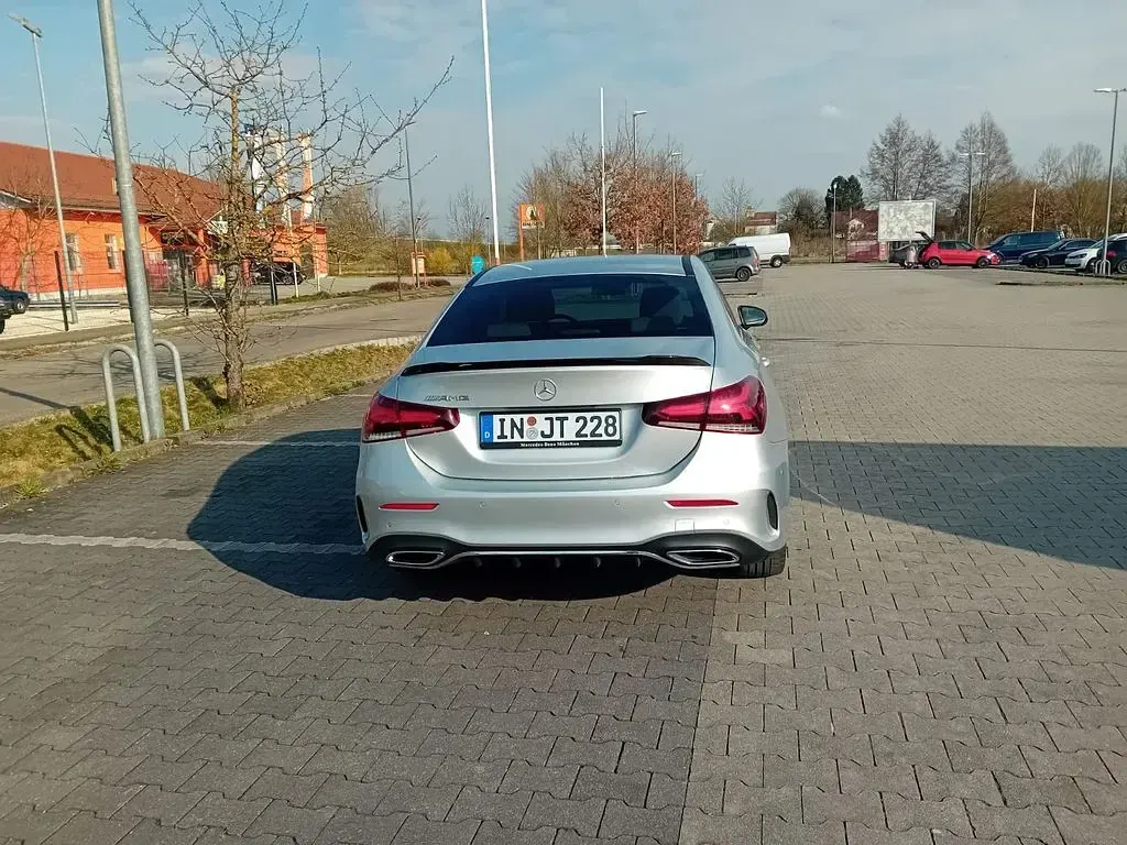 Gebraucht Mercedes A200 AMG 163 PS (119 kW) 2020 Silber Limousine