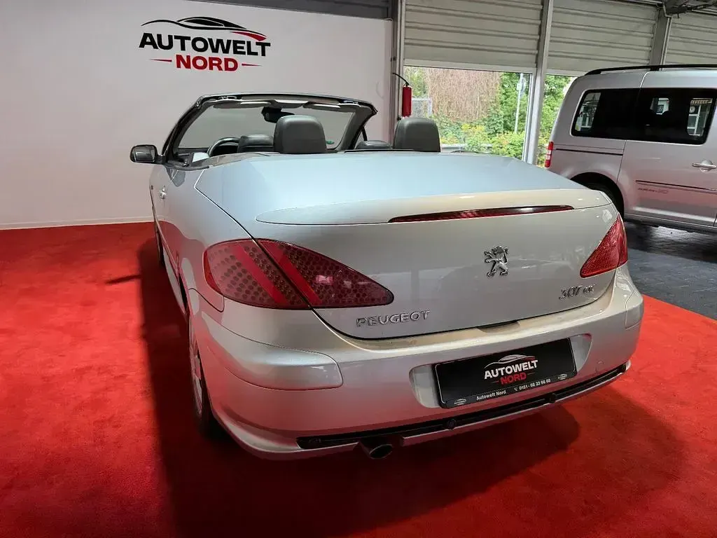 Gebraucht Peugeot 307 CC 136 PS (100 kW) 2005 Grau Cabrio