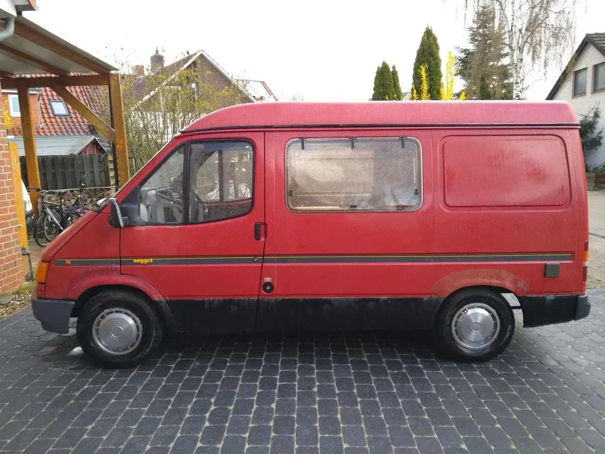 Second-hand Ford Transit Nugget 77 CP (56 kW) 1990 Roșu Monovolum