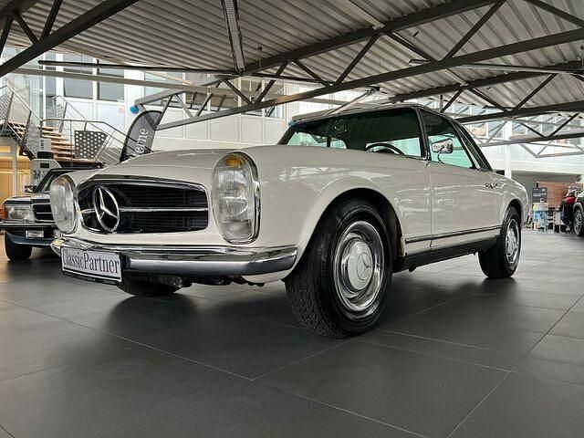 Gebraucht Mercedes 230 160 PS (117 kW) 1964 Weiß Cabrio