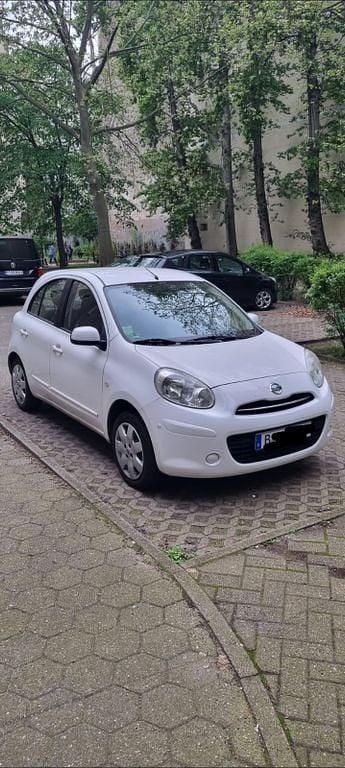 Weiß Gebraucht 2011 Nissan Micra Limousine | 3.000 € (Guter Preis) - Bild 1/4