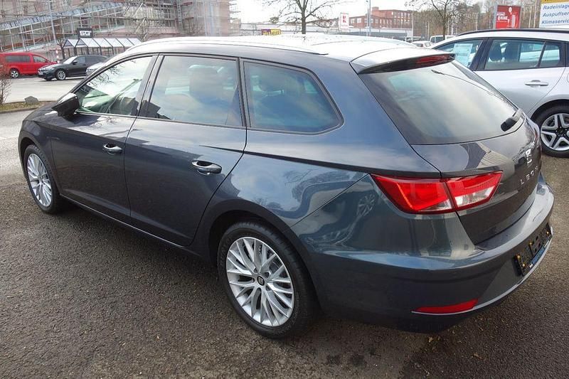 Gebraucht Seat Leon ST Style 150 PS (110 kW) 2020 Grau Kombi