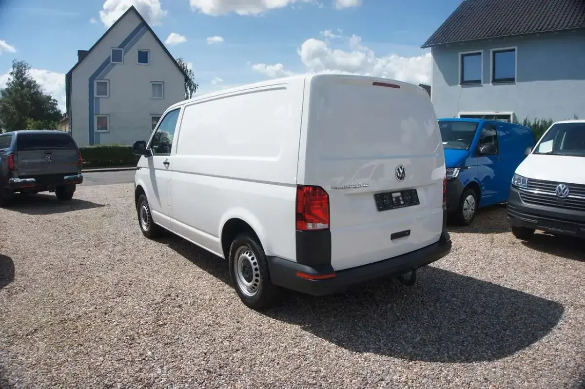 Gebraucht VW Transporter 110 PS (80 kW) 2021 Weiß Van