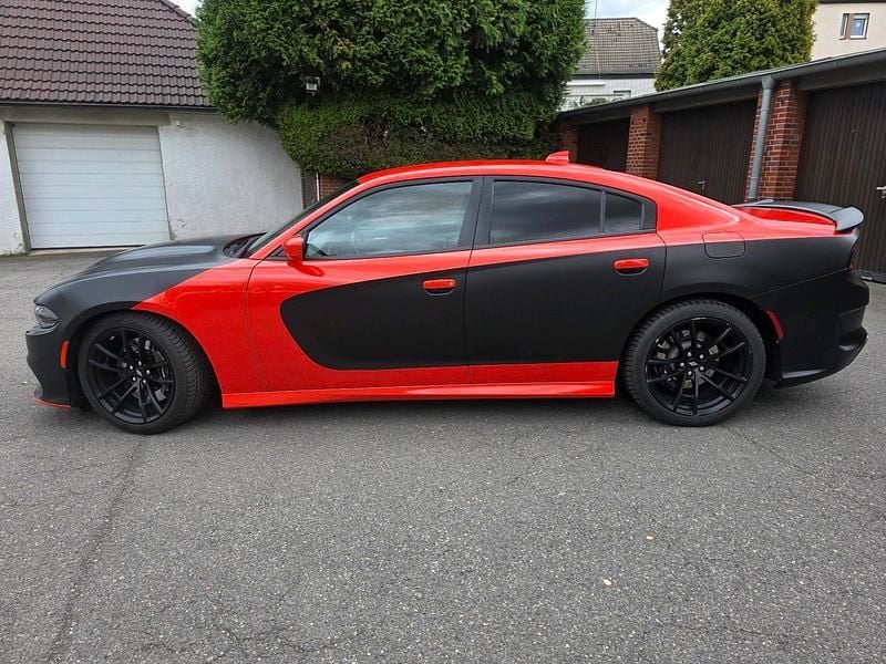 Orange Gebraucht 2021 Dodge Charger Limousine | 37.000 € (Guter Preis) - Bild 1/4