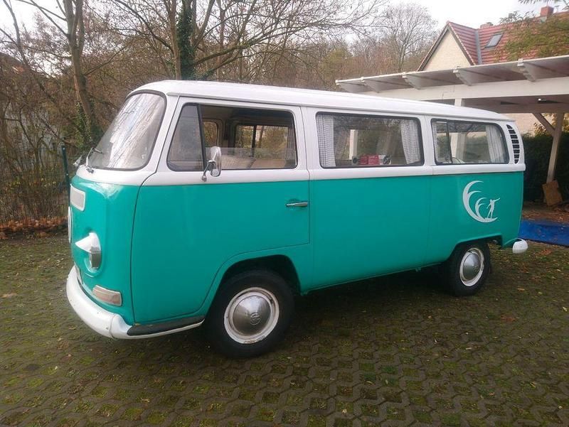 Second-hand VW T2 75 CP (55 kW) 1969 Van