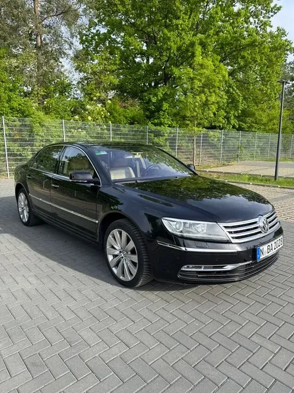 Gebraucht VW Phaeton 245 PS (180 kW) 2011 Schwarz Limousine