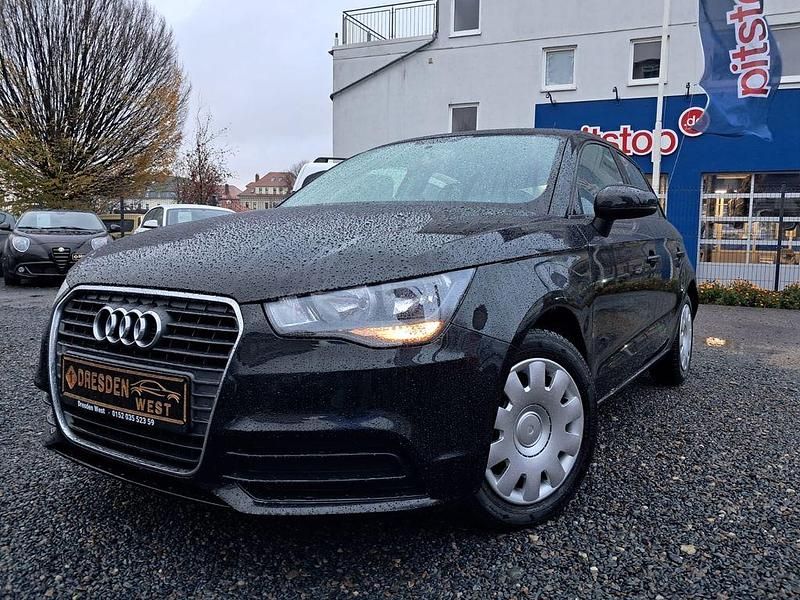 Schwarz Gebraucht 2013 Audi A1 Sportback Attraction Kleinwagen | 7.599 € (Fairer Preis) - Bild 1/4