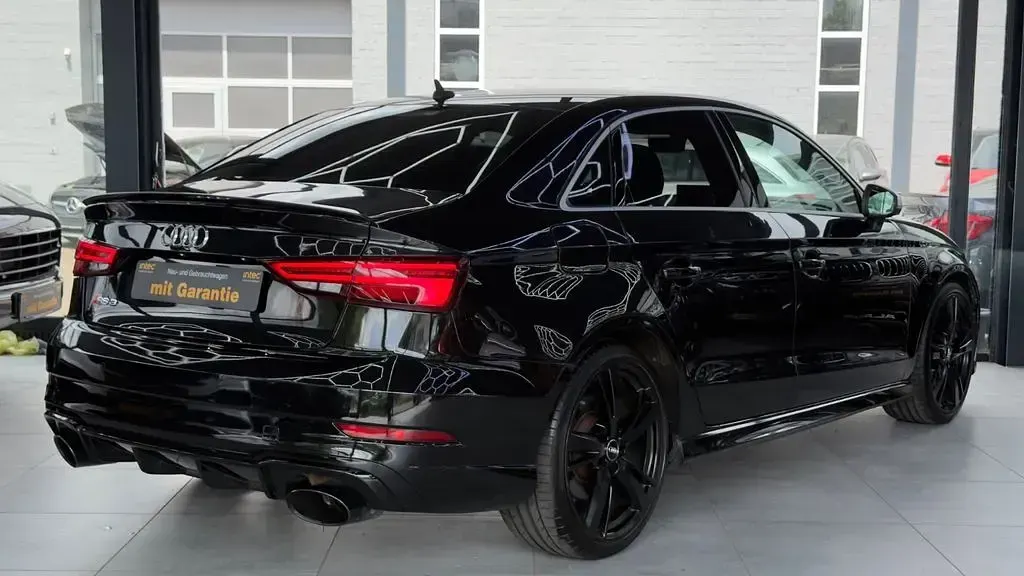 Gebraucht Audi RS3 Sport 400 PS (294 kW) 2019 Schwarz Limousine
