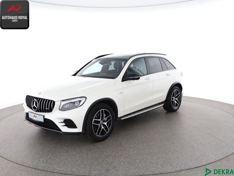 Weiss (metallic) Gebraucht 2017 Mercedes GLC43 AMG AMG SUV | 36.480 € (Guter Preis) - Bild 1/4