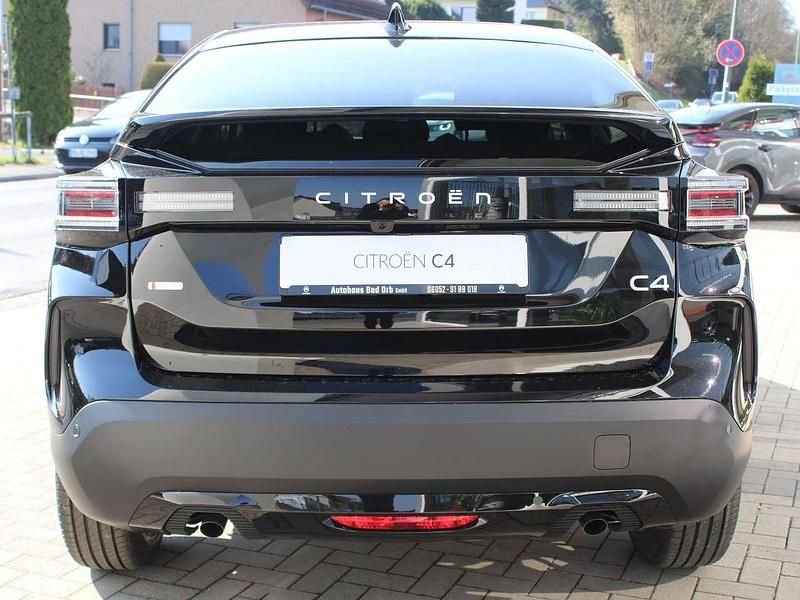 Neu Citroën C4 136 PS (100 kW) 2026 Lackierung schwarz perla nera/ SUV