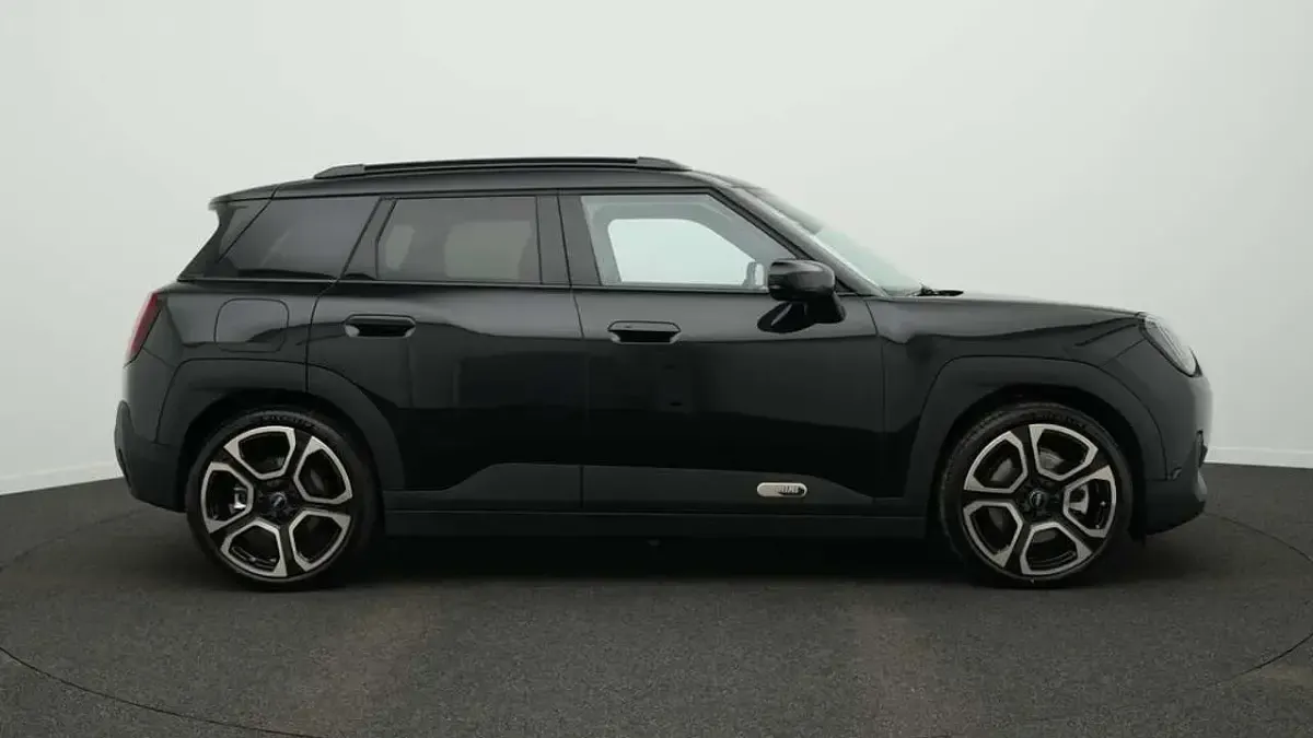 Gebraucht Mini Aceman Favoured 160 kW (218 PS) 2025 Schwarz SUV