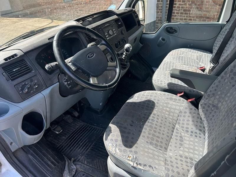 Usado Ford Transit 101 CV (74 kW) 2012 Blanco Monovolumen