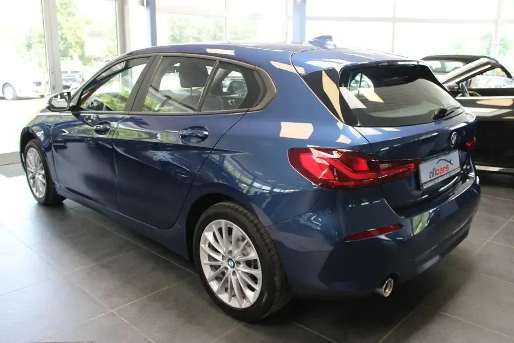 Gebraucht BMW 118 Advantage 136 PS (100 kW) 2023 Blau Kleinwagen