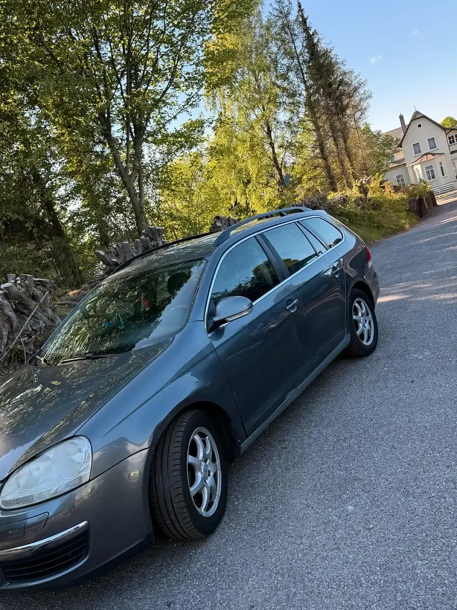 Gebraucht VW Golf V 170 PS (125 kW) 2008 Grau Limousine