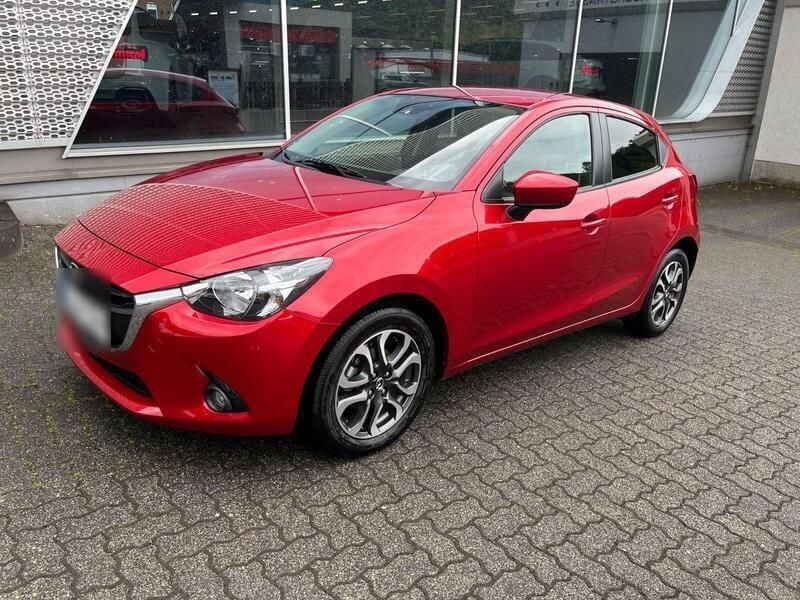 Rot Gebraucht 2017 Mazda 2 Nakama Kleinwagen | 11.200 € (Guter Preis) - Bild 1/4