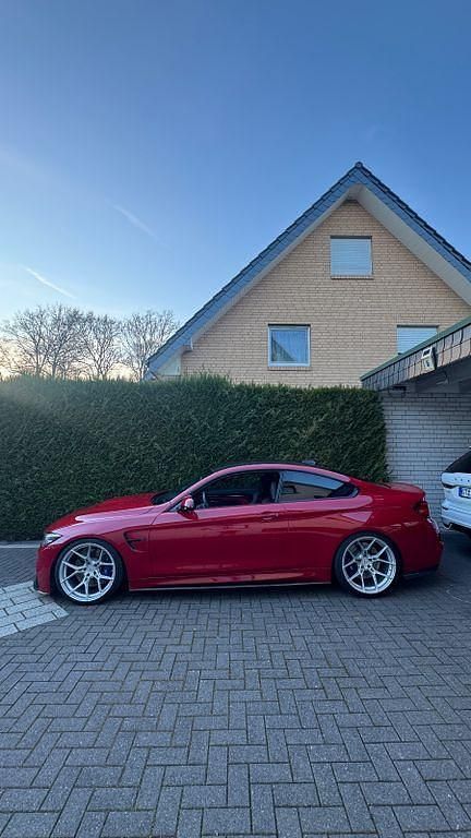 Rot Gebraucht 2020 BMW M4 Competition Edition Coupé | 66.000 € (Teuer) - Bild 1/4