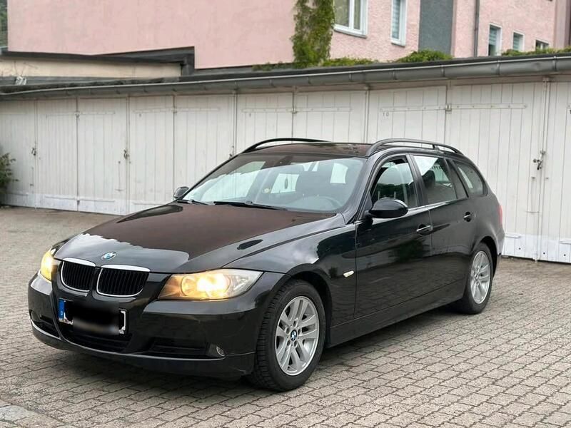 Andere außenfarben Gebraucht 2006 BMW 320 Limousine | 2.250 € (Guter Preis) - Bild 1/4